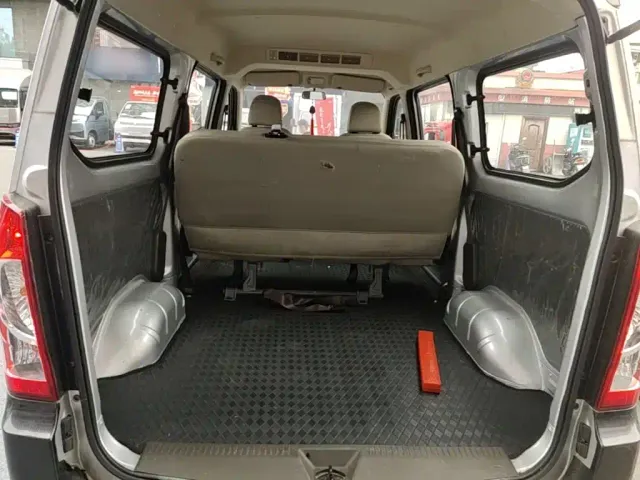 Wuling Rongguang S — Фото автомобиля 18