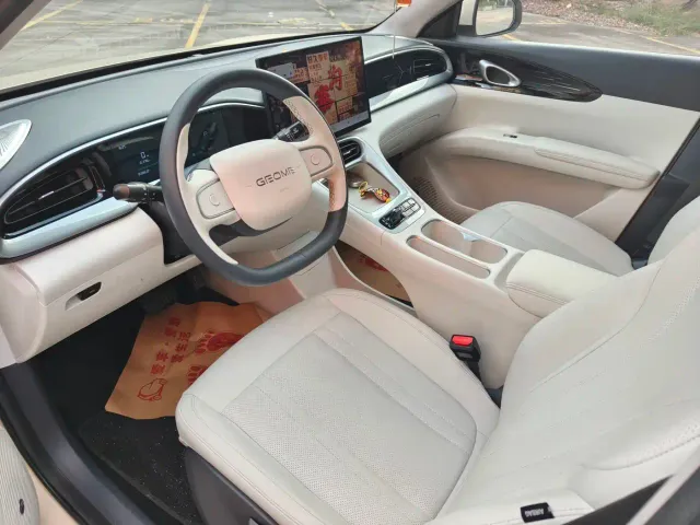 Geely Starry Wish — Фото автомобиля 12