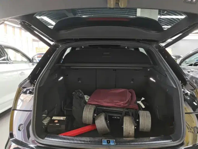 Audi Q5L — Фото автомобиля 18