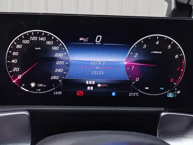 Mercedes-Benz GLB-Class — Фото автомобиля 14