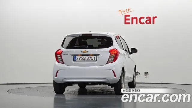 Chevrolet Spark — Фото автомобиля 4