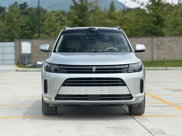 Aito M7 — Фото автомобиля 2