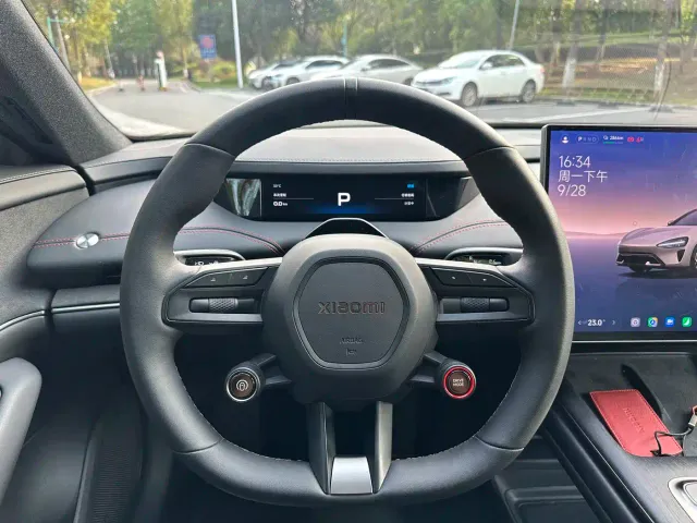 Xiaomi SU7 — Фото автомобиля 16