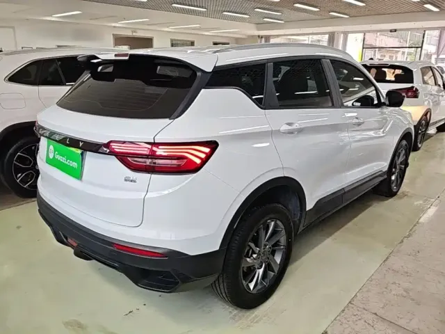 Geely Binyue — Фото автомобиля 6