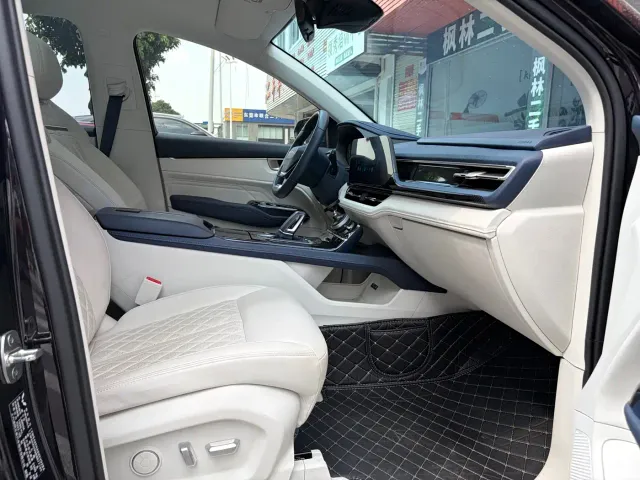 Wuling Victory — Фото автомобиля 16