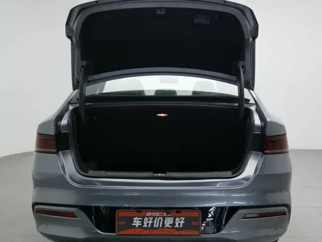 BYD Qin PLUS — Фото автомобиля 16