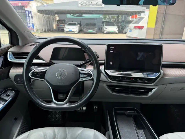 Volkswagen ID.6 X 2022 Smart Pure Long Range Edition — Фото автомобиля 8