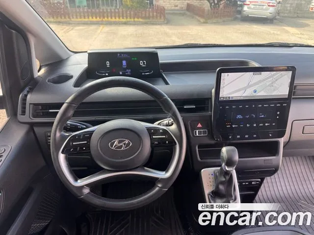 Hyundai Staria — Фото автомобиля 10
