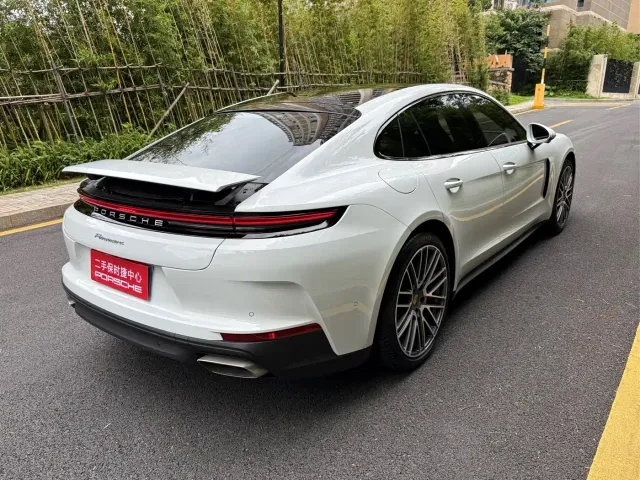 Porsche Panamera — Фото автомобиля 6