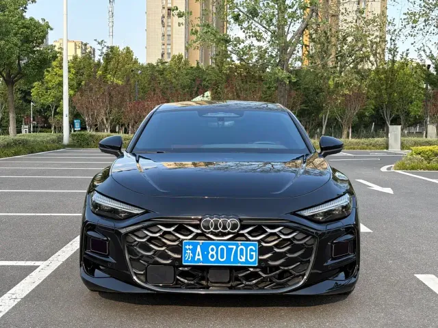 Audi Audi A5L Sportback 2025 2.0T Zhiling quattro — Фото автомобиля 2