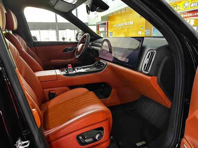 Geely Galaxy Galaxy M9 2025 Base Model — Фото автомобиля 22