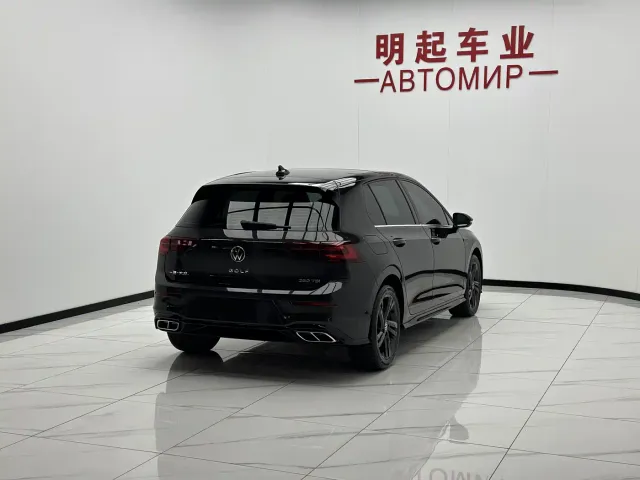 Volkswagen Golf — Фото автомобиля 9