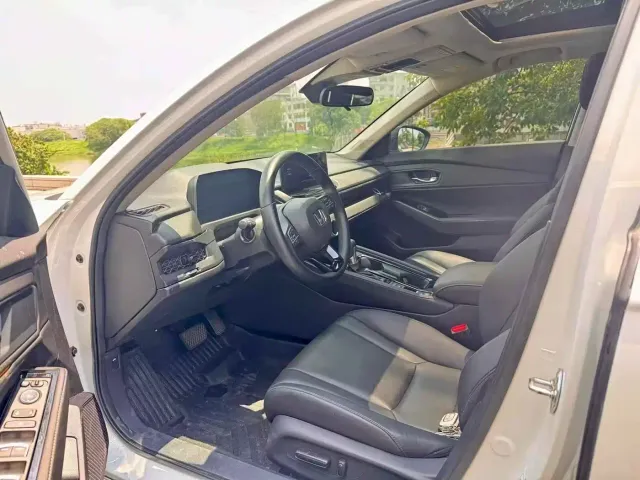 Honda Accord — Фото автомобиля 4
