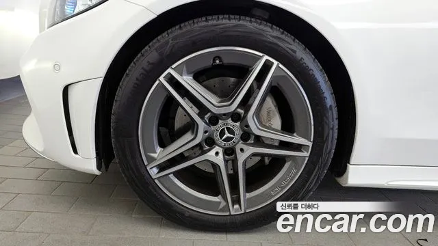 Mercedes-Benz C-Class — Фото автомобиля 5