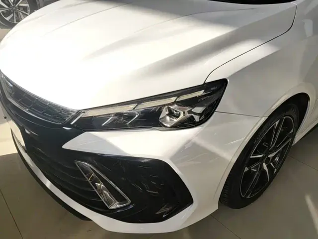 Geely Binrui — Фото автомобиля 23