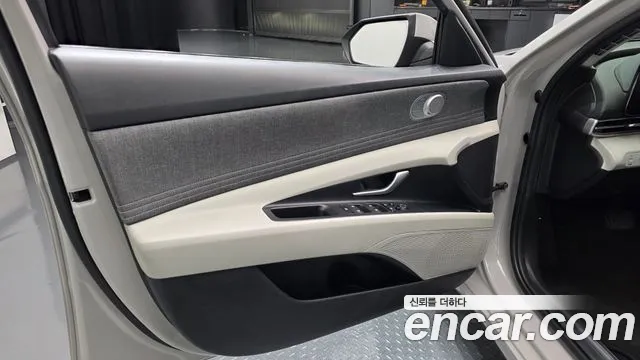 Hyundai Avante CN7 — Фото автомобиля 13