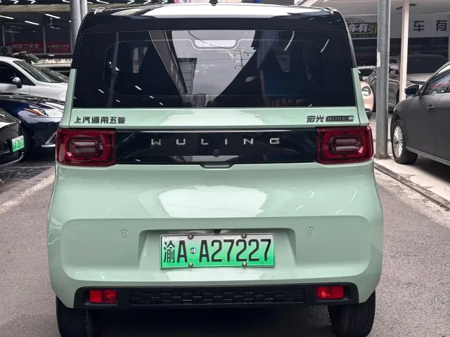 Wuling Hongguang Mini EV — Фото автомобиля 6