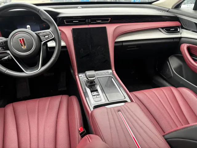 Hongqi H5 — Фото автомобиля 5