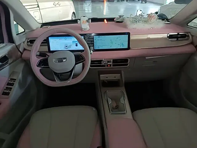 Geely Geometry E Firefly — Фото автомобиля 9
