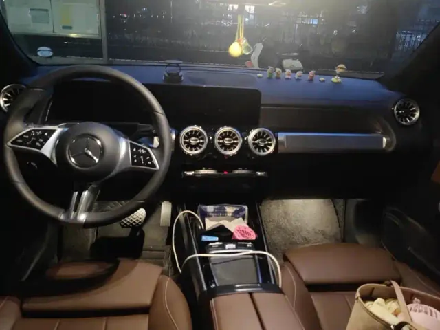 Mercedes-Benz GLB-Class — Фото автомобиля 12
