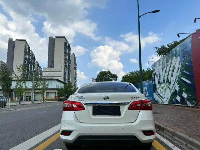 Nissan Sylphy — Фото автомобиля 8