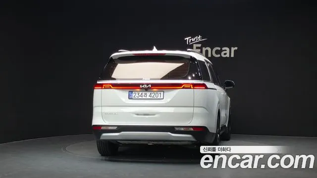 Kia Canival Carnival 4 поколение Дизель 9 мест Prestige — Фото автомобиля 4