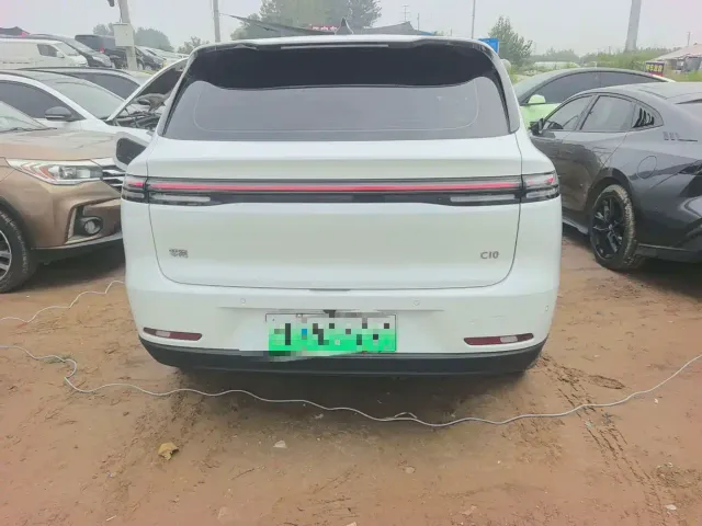 Leapmotor C10 — Фото автомобиля 7