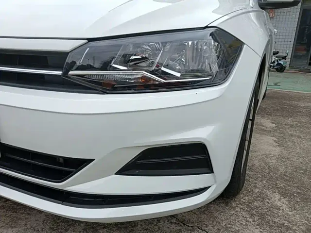 Volkswagen Polo — Фото автомобиля 23