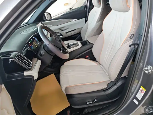 BYD Song Pro — Фото автомобиля 14