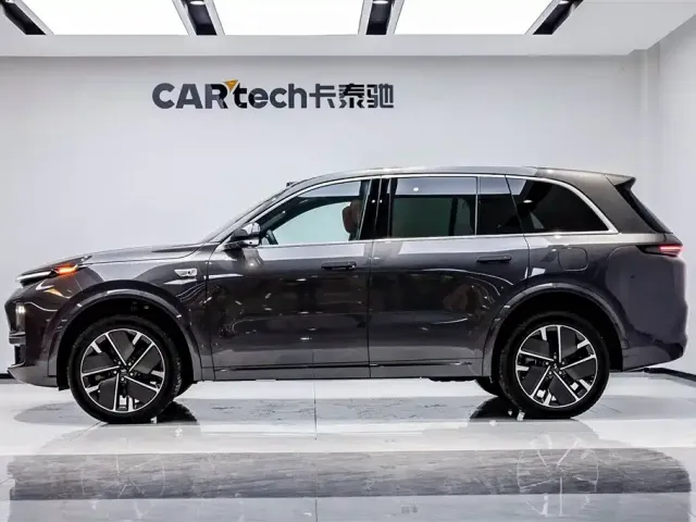 Li Auto Li L8 2025 Ultra Smart Renewal Edition — Фото автомобиля 5