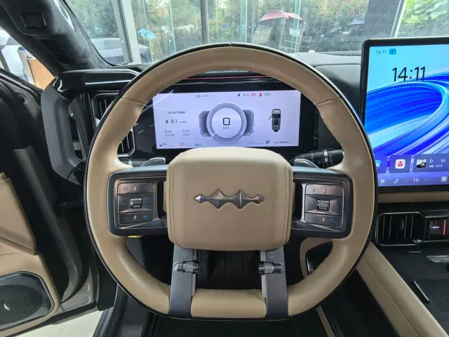 BYD FangChengBao Leopard 8 — Фото автомобиля 7