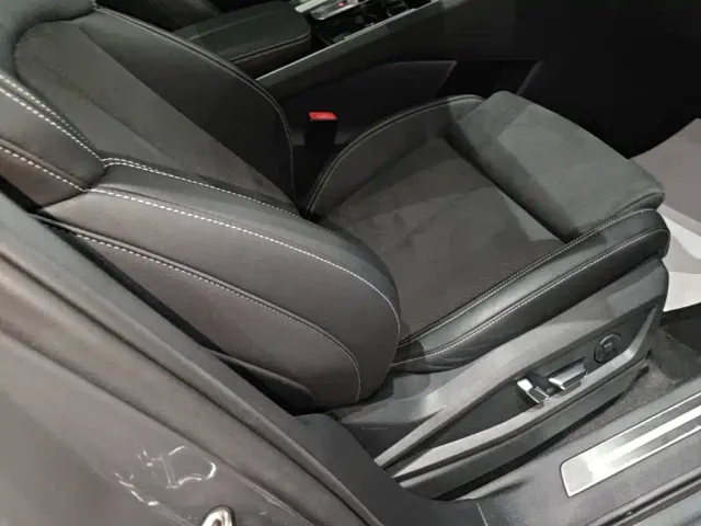 Audi Q6 — Фото автомобиля 24