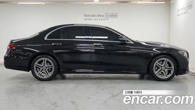 Mercedes-Benz E-Class — Фото автомобиля 13