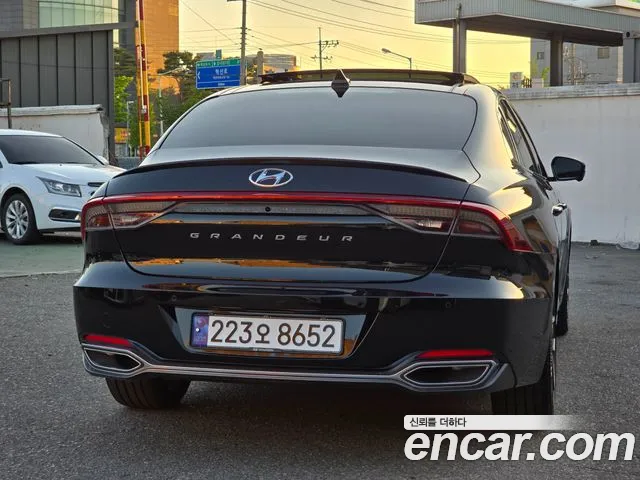 Hyundai Grandeur — Фото автомобиля 2