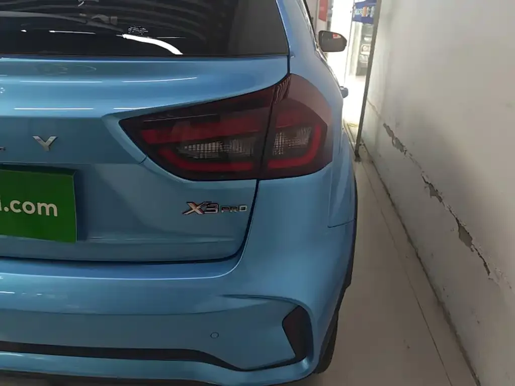 Geely Vision X3 2021 PRO 1.5L CVT Premium — Фото автомобиля 7