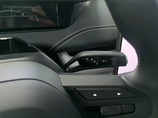Xiaomi SU7 — Фото автомобиля 13