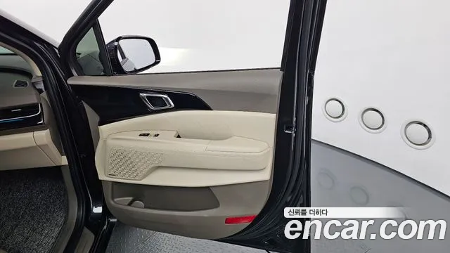 Kia Canival Новый Carnival 4 поколение Бензин 9 мест Signature — Фото автомобиля 25