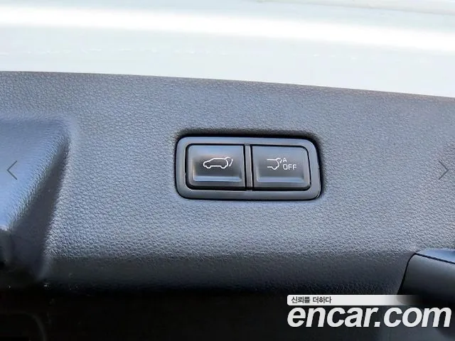 Kia Carnival Generation 4 — Фото автомобиля 14