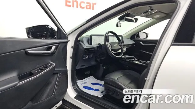Kia EV6 — Фото автомобиля 10