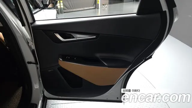 Kia EV6 — Фото автомобиля 14