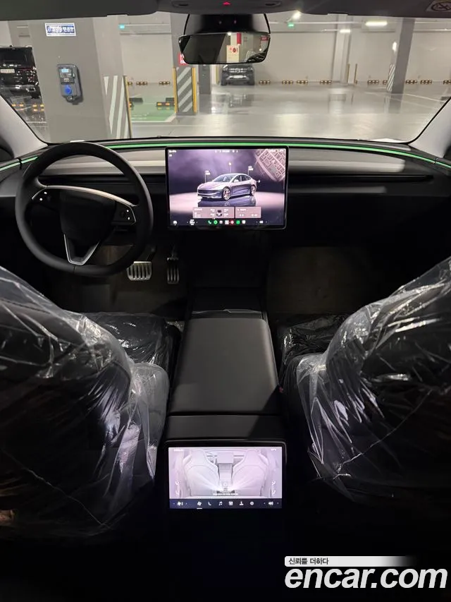 Tesla Model 3 — Фото автомобиля 9