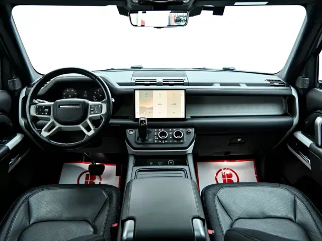 Land Rover Defender — Фото автомобиля 15