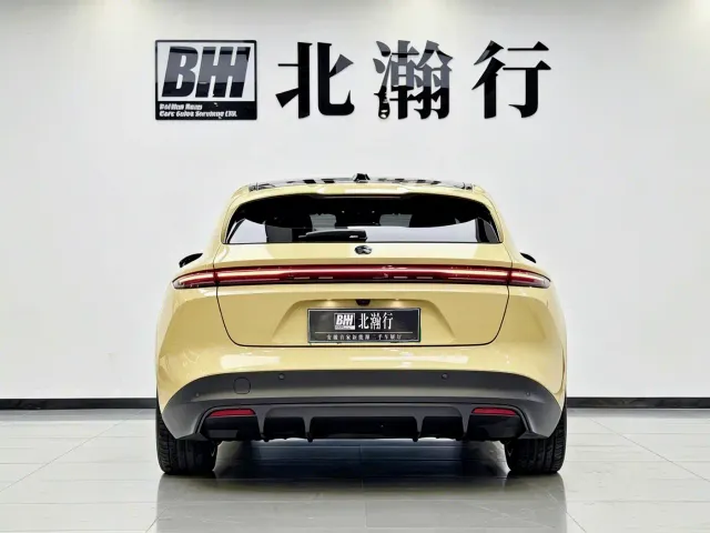 Nio ET5 Touring — Фото автомобиля 5