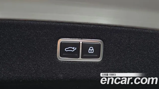 Genesis G90 Бензин 3.5 турбо AWD — Фото автомобиля 13