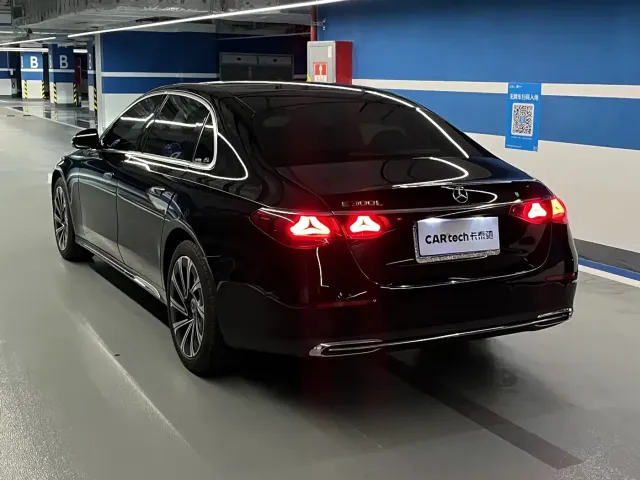 Mercedes-Benz Mercedes-Benz E-Class 2024 Model E 300 L Luxury — Фото автомобиля 8