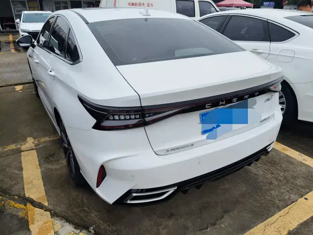 Chery Arrizo 8 — Фото автомобиля 6
