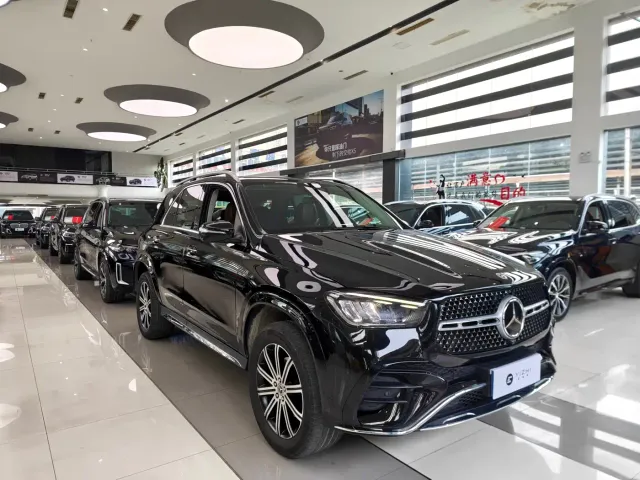 Mercedes-Benz GLE-Class — Фото автомобиля 3