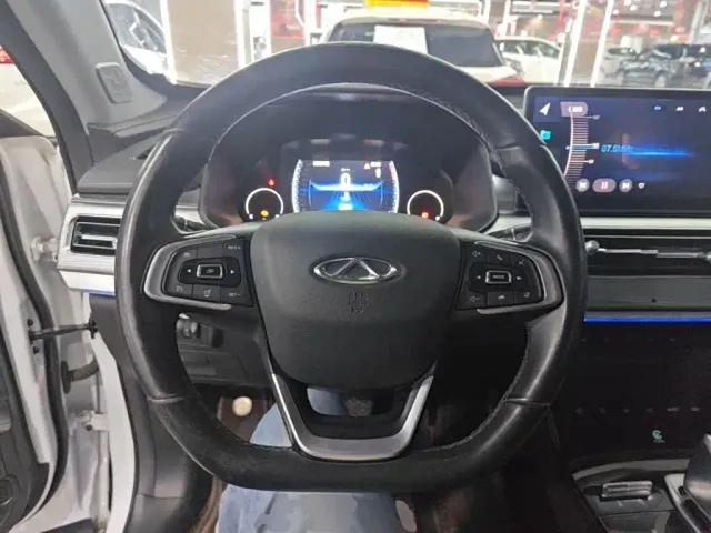 Chery Tiggo 8 — Фото автомобиля 10