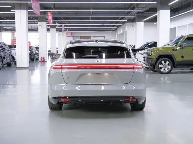 Nio ET5 Touring — Фото автомобиля 7
