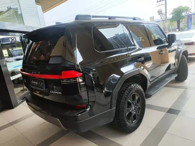 Lexus GX — Фото автомобиля 2